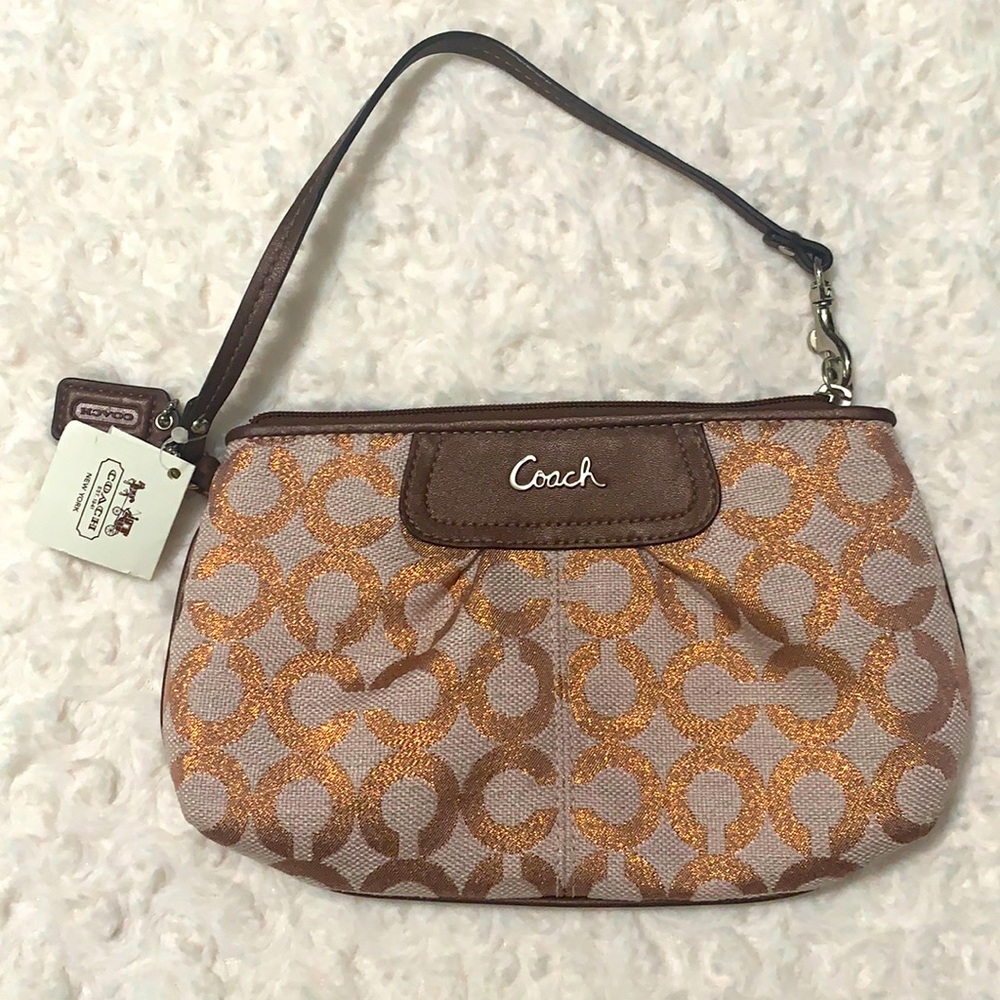 NWT Authentic Coach Rose Gold Wristlet